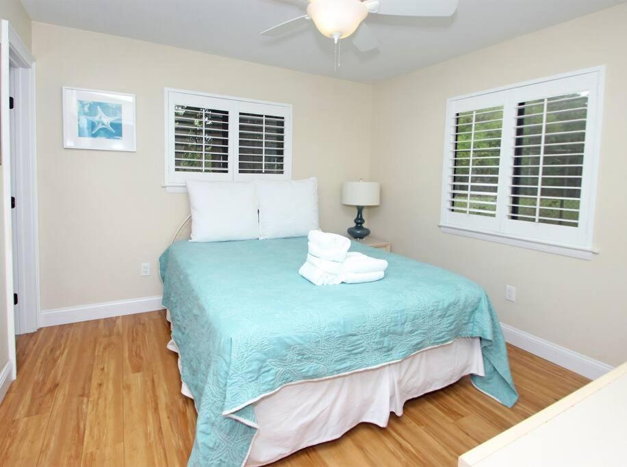Cute 2 Bedroom, 2 Bath Condo At Folly Field Beach Pulau Hilton Head Luaran gambar