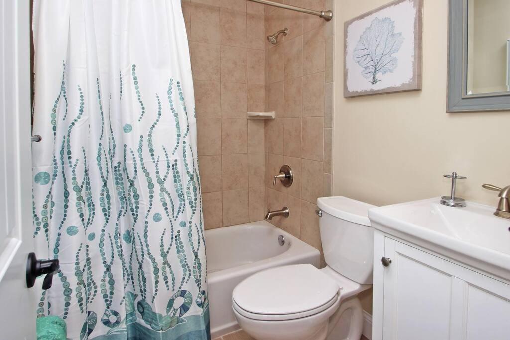 Cute 2 Bedroom, 2 Bath Condo At Folly Field Beach Pulau Hilton Head Luaran gambar